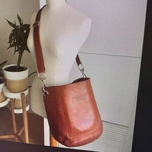 Looking for this bag or one similar